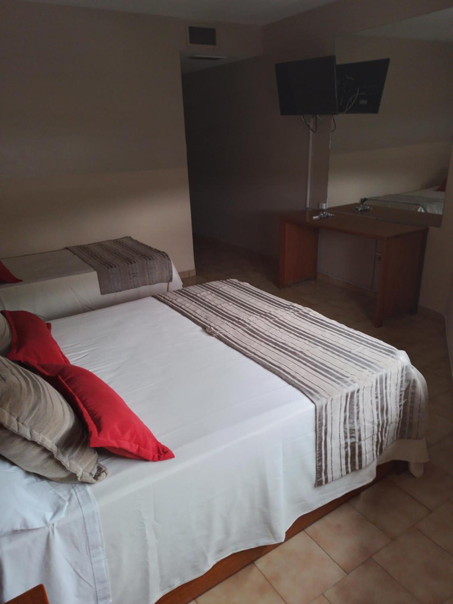 קורדובה Camino Real Hotel מראה חיצוני תמונה