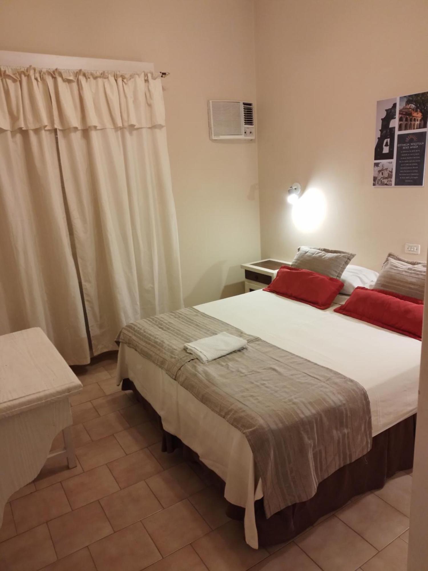 קורדובה Camino Real Hotel מראה חיצוני תמונה