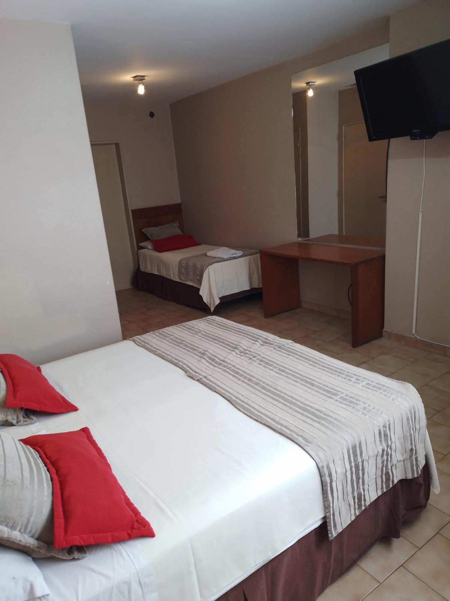 קורדובה Camino Real Hotel מראה חיצוני תמונה